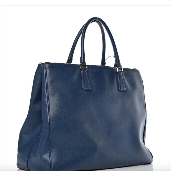 Prada Bag 👜 - Picture 6 of 6